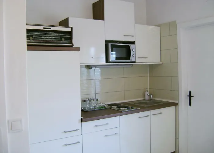 Veronica 아파트 *