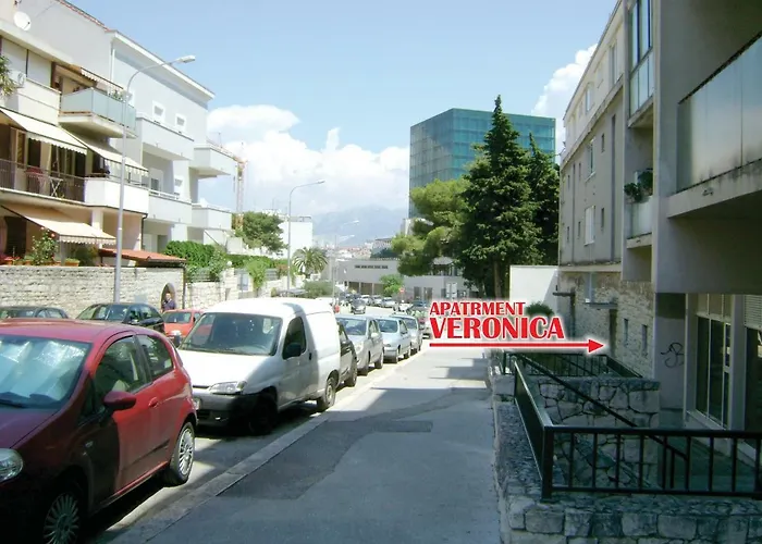 Veronica 스플리트